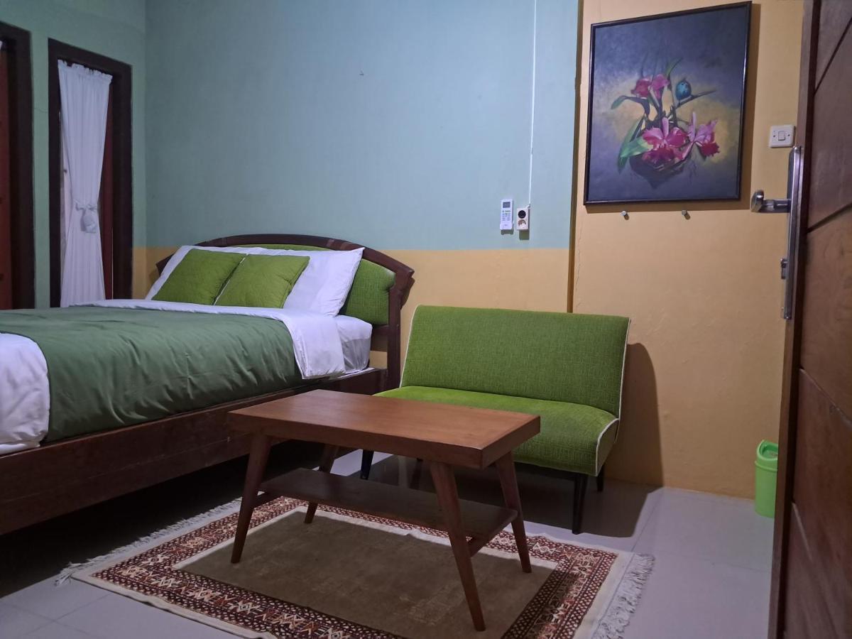 Griya Jene Homestay Syariah Ngabean Extérieur photo